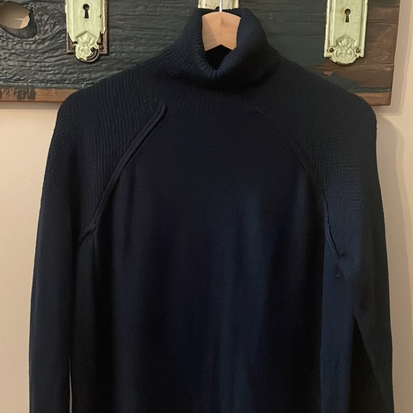 2/$12 Joe Fresh Navy Blue Knit Turtleneck Sweater Size Small - Picture 3 of 14